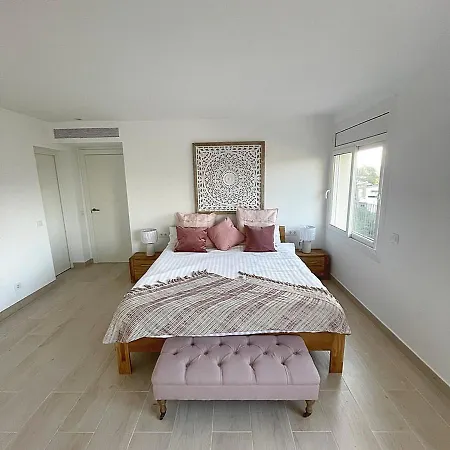 L'escala Villa *