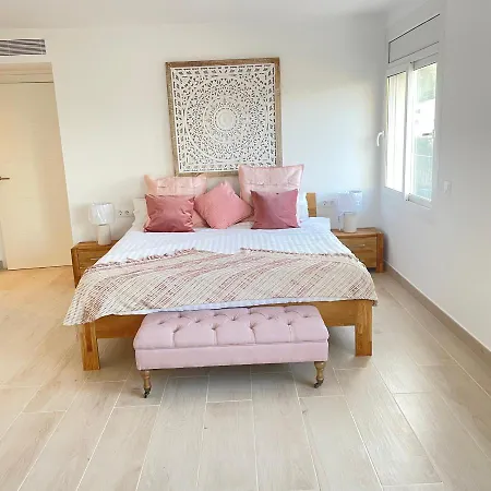 L'escala Villa *