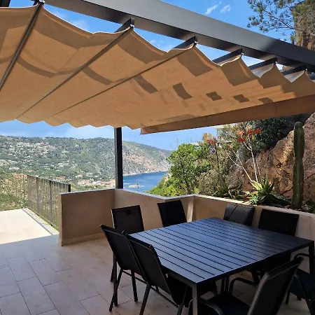 L'escala Villa *